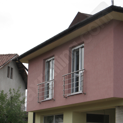 Парапет за френски прозорец